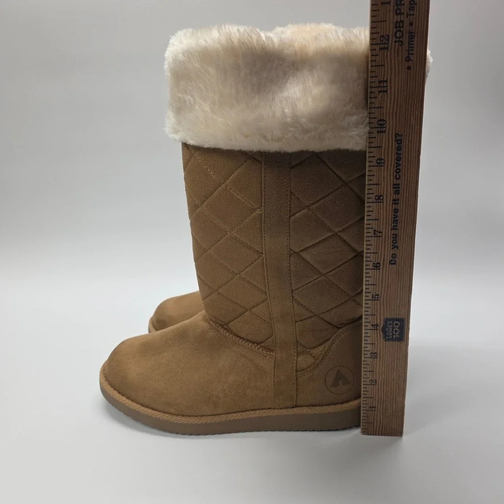 Airwalk Winter Boots Womens 7 Tan Faux Fur Lined‎ Quilted Warm Cozy Cold Weather